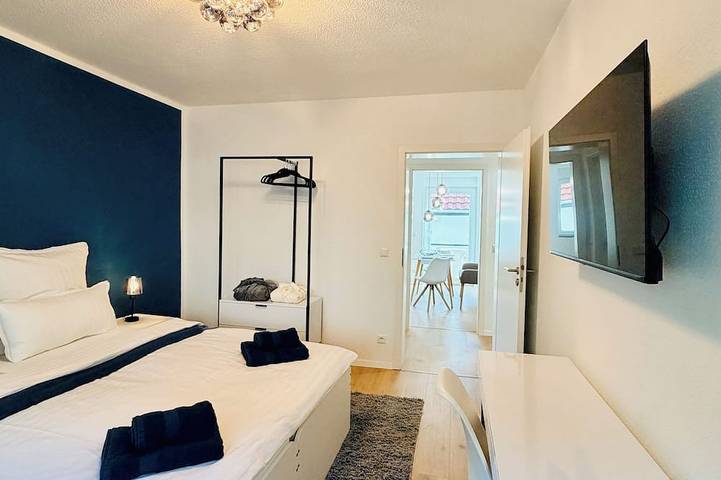 Appartement entier, Stay & Style - Nightblue Apartment, completely new in Karlsruhe, Plaine du Rhin