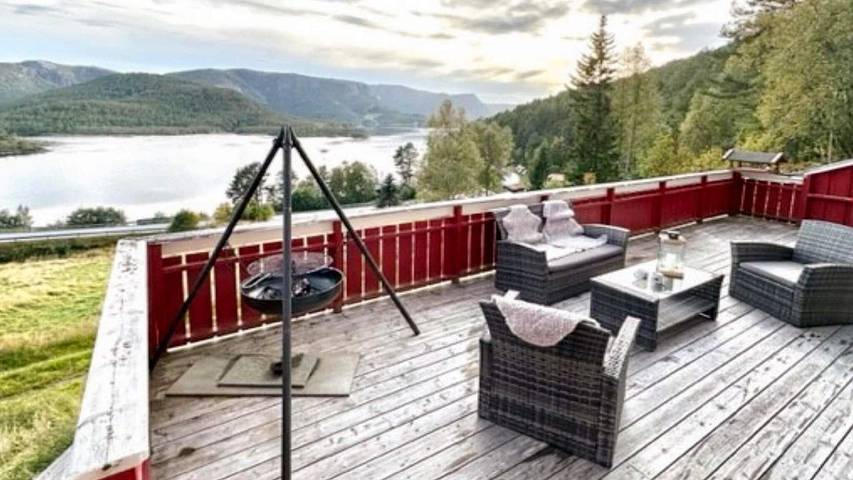 Casa de vacaciones para 10 personas, con vistas y terraza - 1