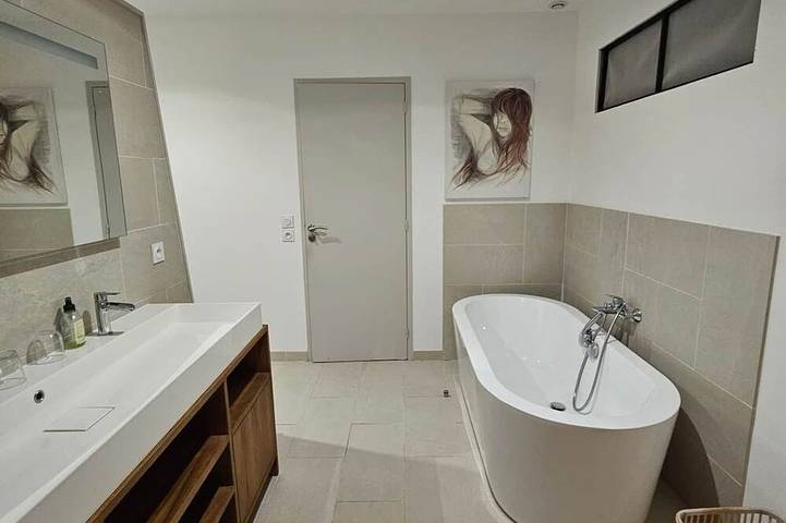 Location de vacances pour 10 personnes, avec jardin à Marsanne - 2