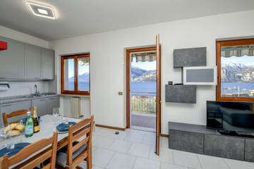 Camping per 5 Persone in Brenzone, Prealpi Gardesane, Foto 4