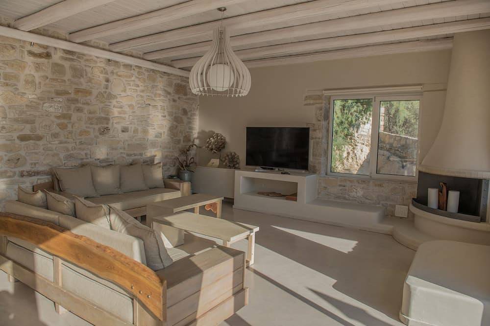 Sonnige Villa mit privatem Pool in der Nähe des Strandes von Komos in Pitsidia, Iraklio-Heraklion und Umgebung
