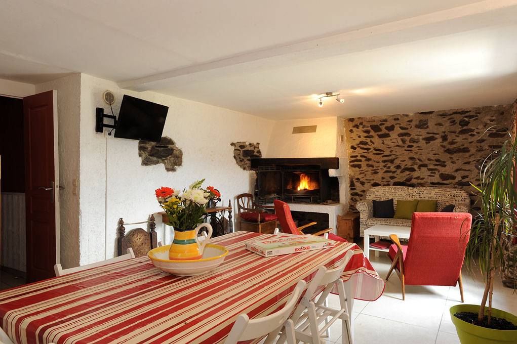 Grand Gîte de la Source in Jujols, Parc naturel régional des Pyrénées catalanes