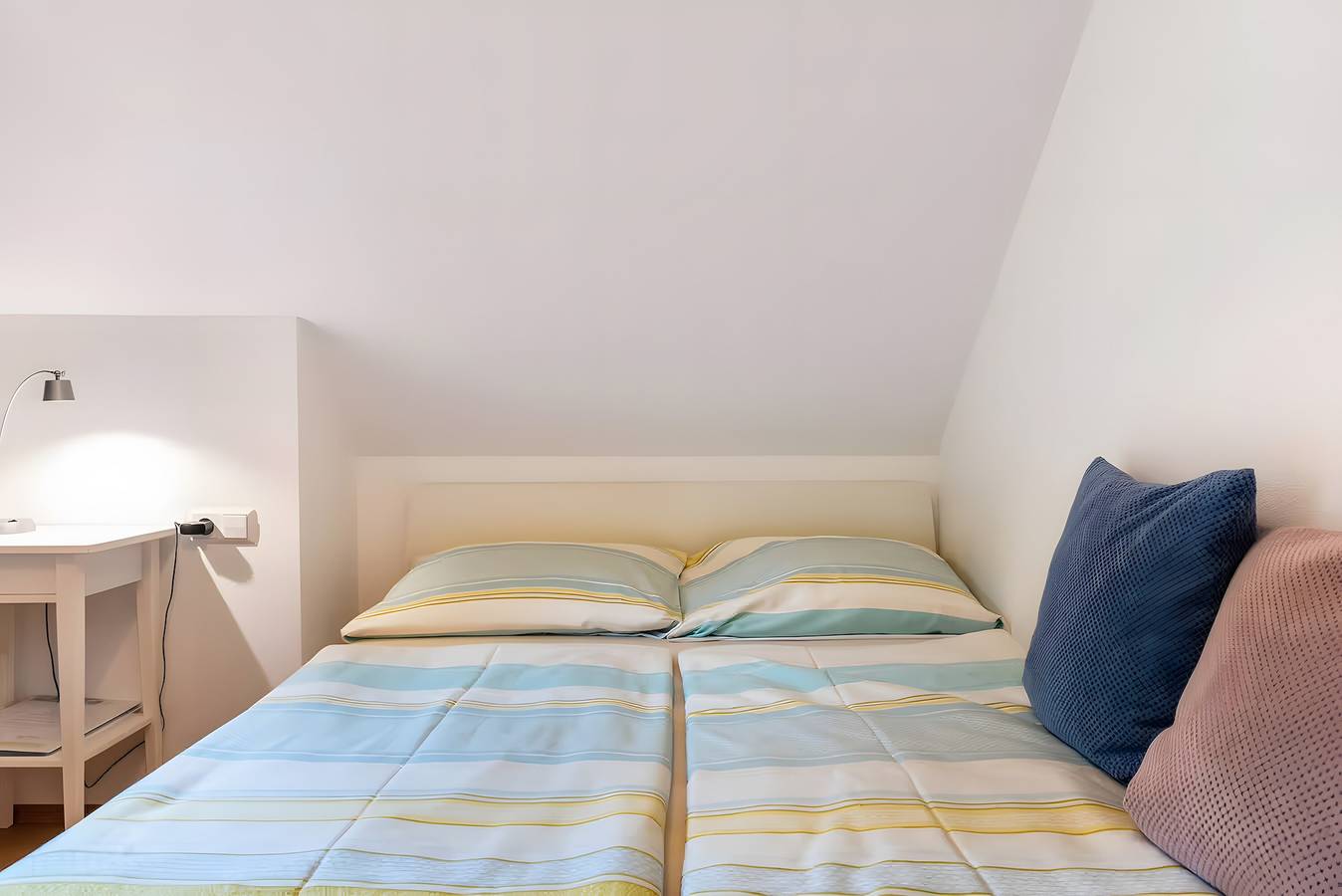 Gästehaus 'Kleines Zimmer am See' mit Gemeinschaftsgarten und Wlan in Bodman-Ludwigshafen, Obersee (Bodensee)