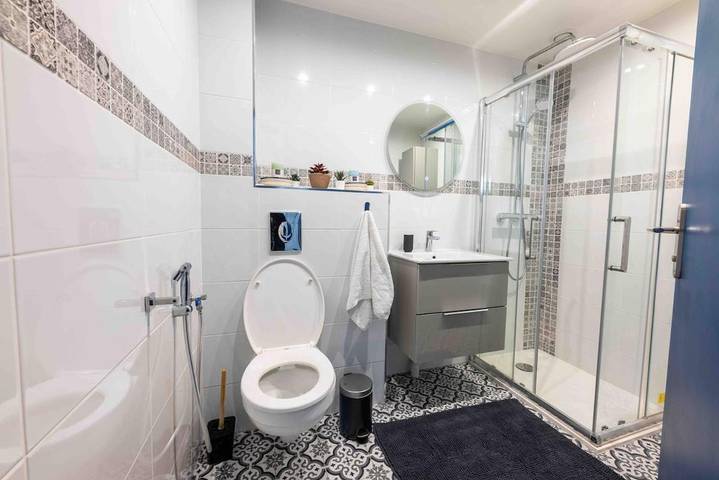 Location de vacances pour 12 personnes, avec vue et jardin à Champs-sur-Marne - 4