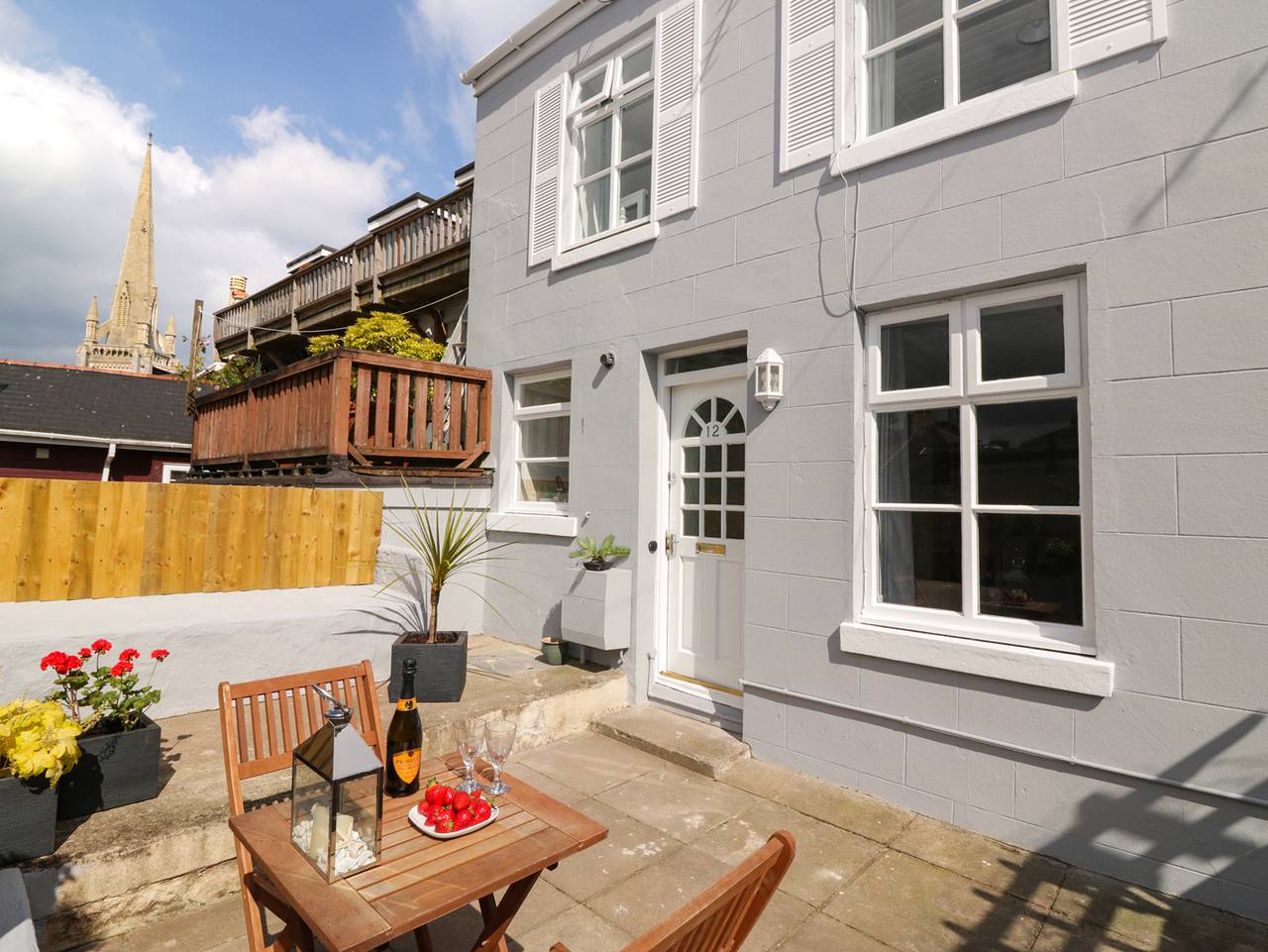 Harbourside Cottage in Torquay, Torbay