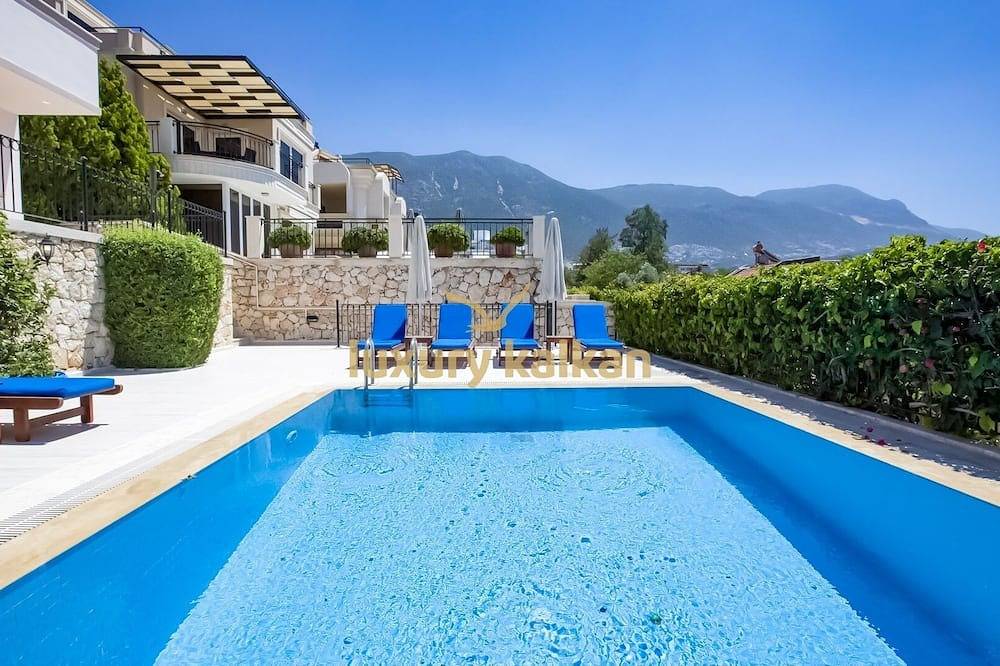 Located on Kalkan's Kalamar road, with a capacity of six people. in Antalya, Antalya Province
