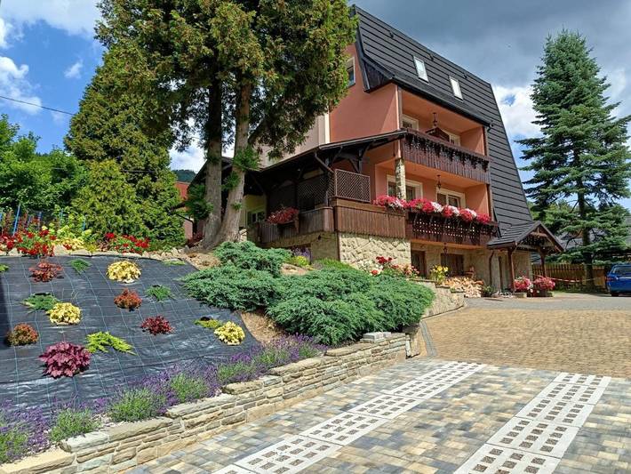 Apartament wakacyjny dla 2 osób, z sauna i basen oraz ogród w Szczyrk