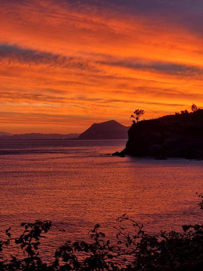 Apartamento para 5 personas, con piscina además de jardín y vistas en Castro Urdiales