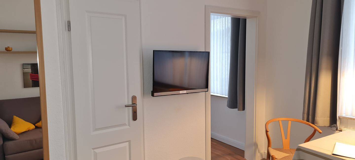2-Raum-Apartment in zentraler Lage am Kurpark — Bild 3