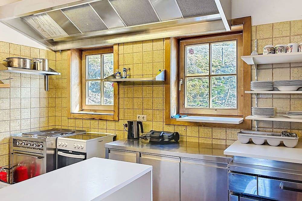 Wunderbares alleinstehendes Ferienhaus mit  W-Lan, Tv, Terrasse, Haustiere erlaubt, Panoramablick in Forstau, Ski Amadé
