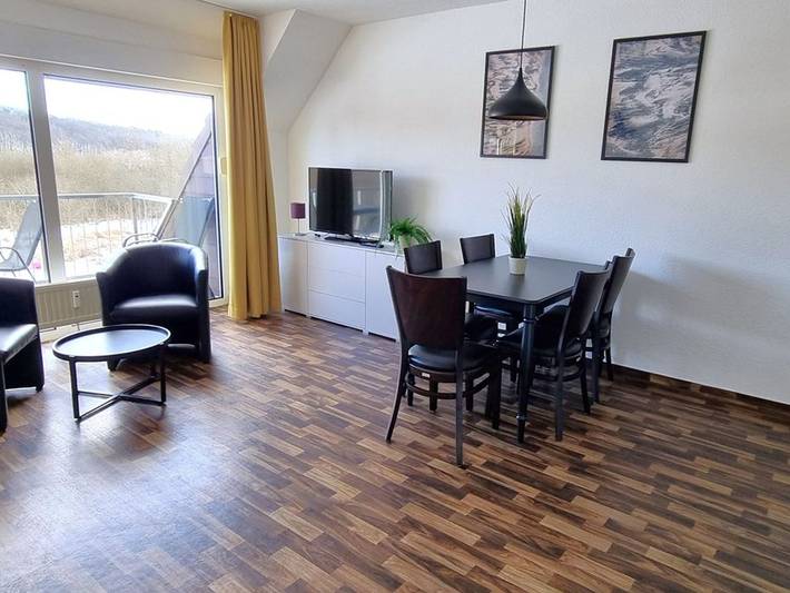 Ganze Ferienwohnung, Boddenhof Apartment 56 - 2 Sz, freundlich, modern - Fewo 56 – Großzügiges Apartment mit Balkon, Wlan und modernen Annehmlichkeiten in Buschvitz, Bergen auf Rügen und Umgebung