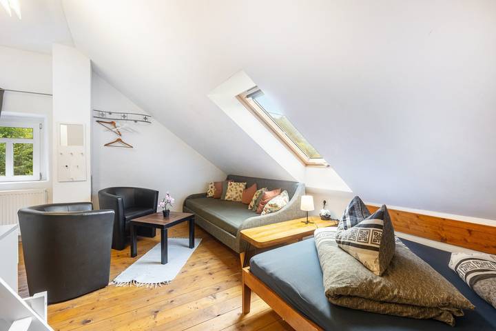 Casa vacanze 'Enztal' con terrazza condivisa in Zweifelscheid, Eifelkreis Bitburg-Prüm