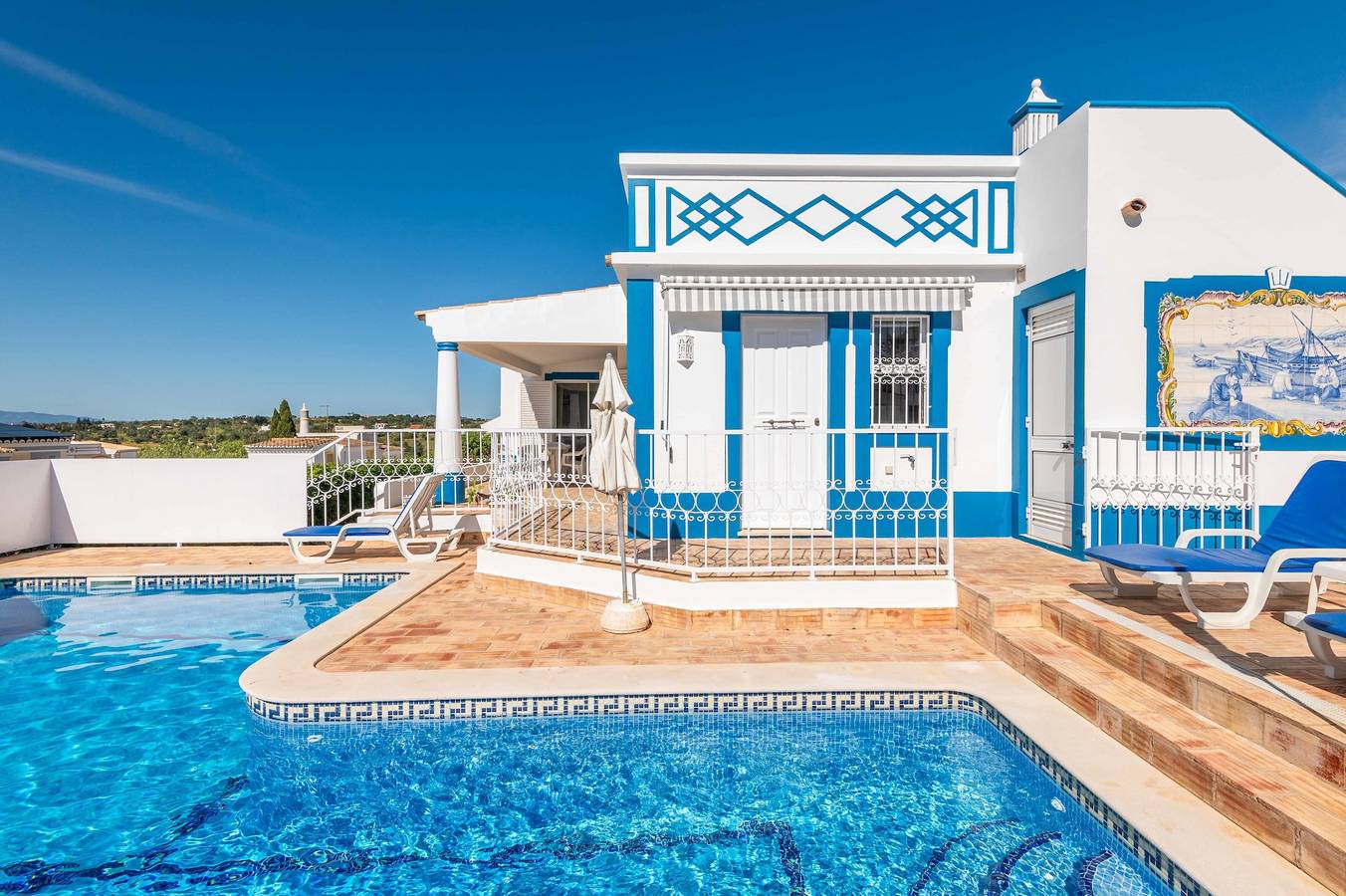 Villa 'Eulália' com Piscina Privada, Wi-Fi e Ar Condicionado in Guia, Distrito de Faro