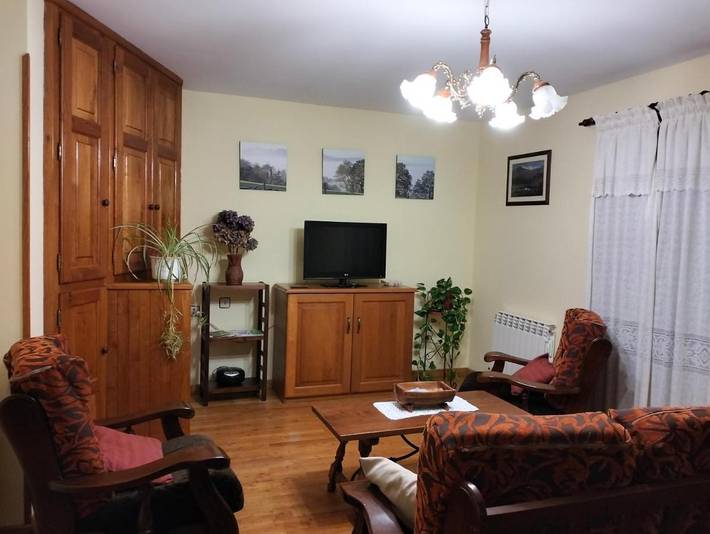 Casa de vacaciones para 8 personas, con jardín además de balcón y vistas en Valle de Baztan - 2