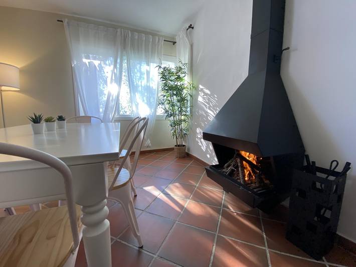 Gîte pour 6 personnes, avec vue sur l’océan et balcon, animaux acceptés à Calafat - 3