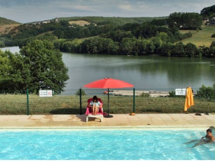 Camping pour 4 personnes, avec piscine, animaux acceptés dans le Limousin - 3