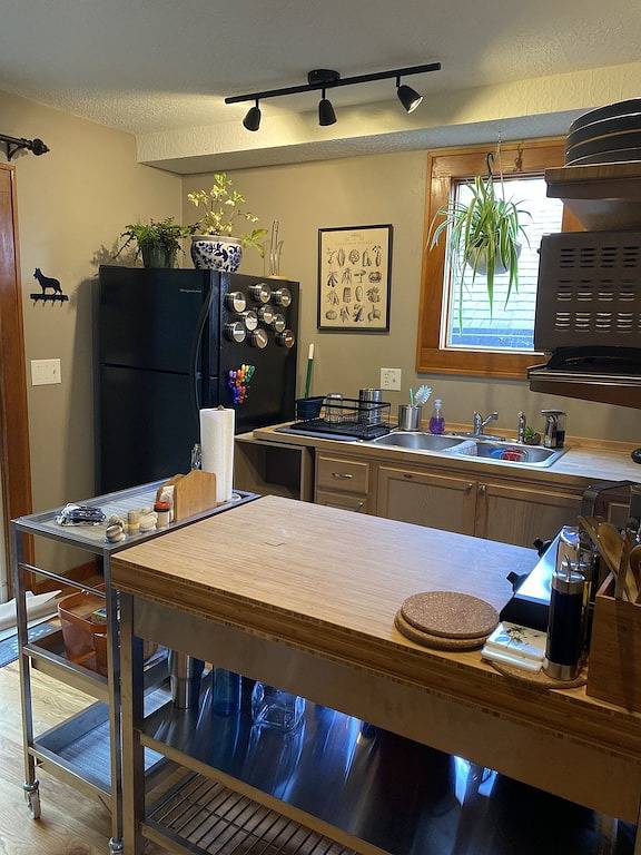 Ganze Wohnung, Peaceful+Cozy Studioapt-Steps to Central Sellwood in Sellwood, Portland