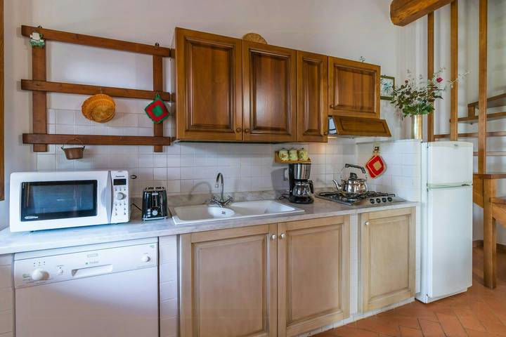 Ganze Wohnung, Ländliche Ferienwohnung mit Blick auf den Trasimenischen See in Castiglione del Lago, Lago Trasimeno