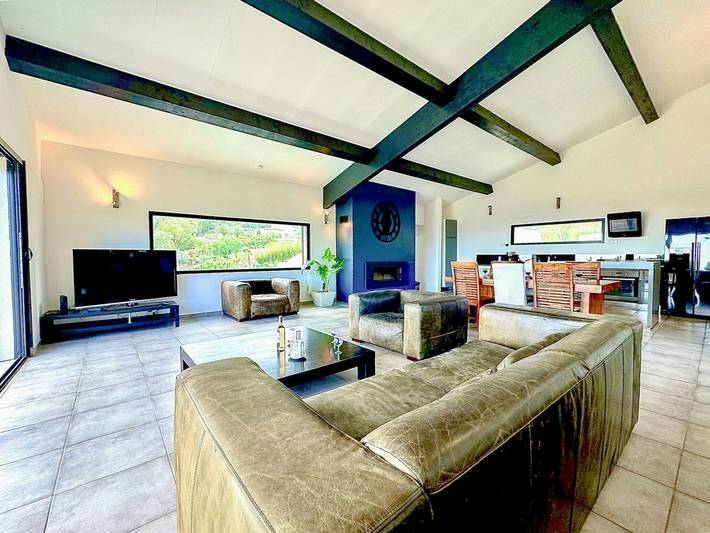 Location de vacances pour 6 personnes, avec terrasse, animaux acceptés à Les Adrets-de-l'Estérel - 2