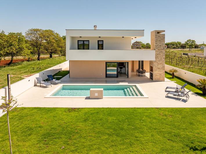 Villa für 6 Personen, mit Balkon und Garten - 1