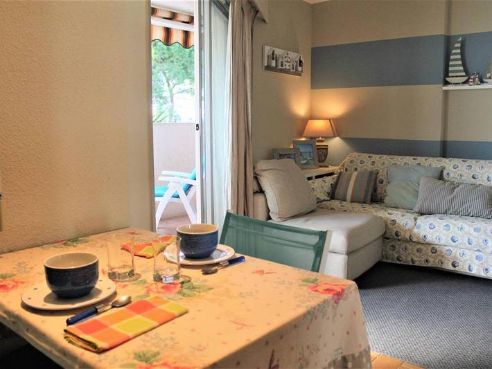 Gîte pour 3 personnes dans Plage de la Pierre au Tambour - 2