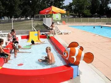 Camping für 4 Personen in Pont-du-Château, Clermont-Ferrand und Umgebung, Bild 2