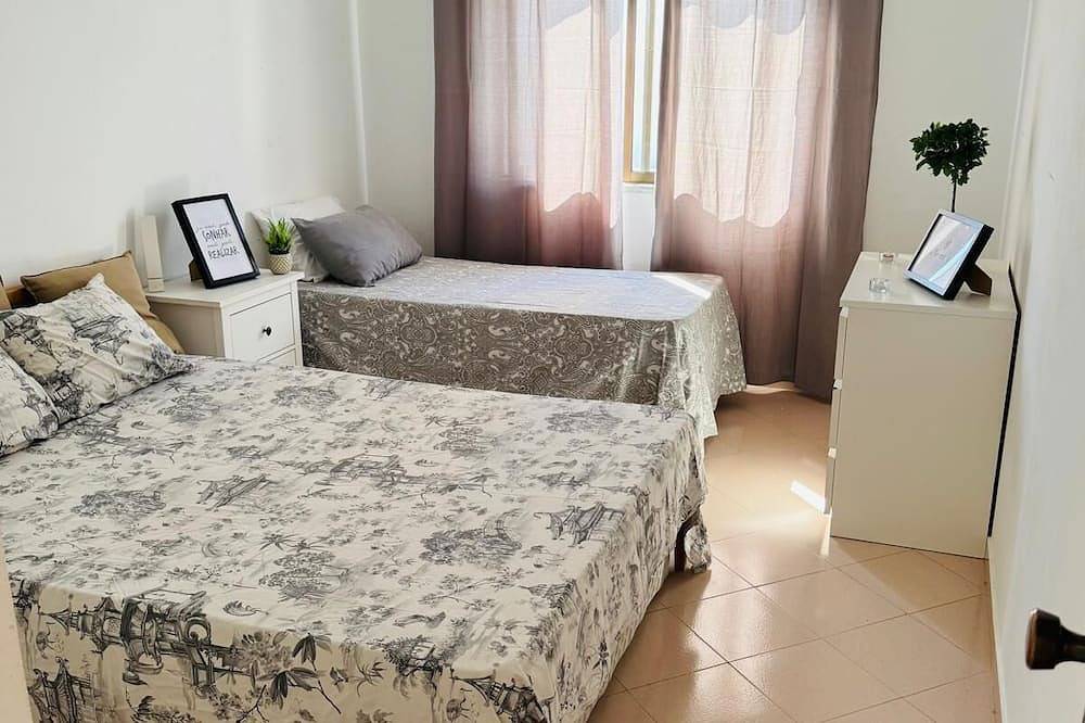 2-bedr. house with terrace Portimão in Portimão, Faro distrikt