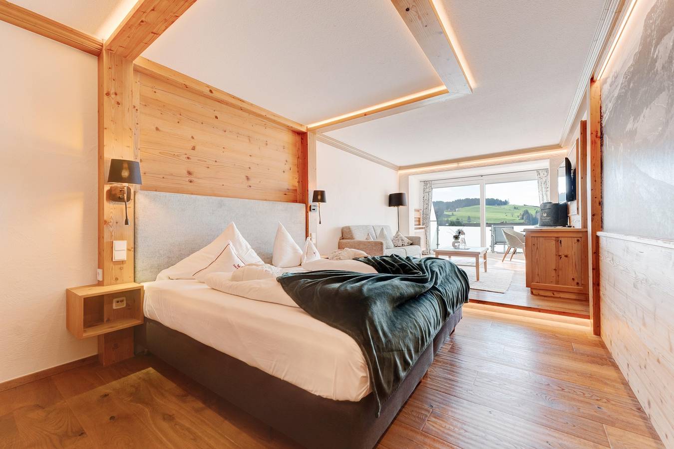 Deluxe-Doppelzimmer "Almwiese" mit Balkon in Oberstaufen, Bayerisch Schwaben
