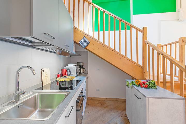 Appartement entier, Nido dell'Usignolo - Riva del Garda Apartment in Riva del Garda, Montagnes autour du lac de Garde