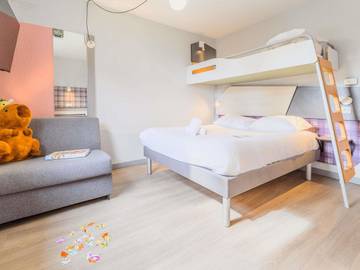 Hôtel pour 3 personnes, avec jardin, animaux acceptés à Cran-Gevrier
