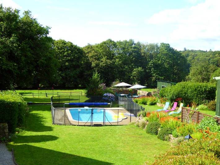 Location de vacances pour 2 personnes, avec piscine et jardin à Ploërdut - 3