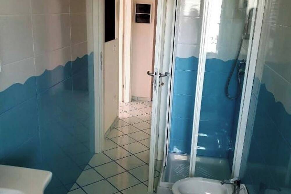 Casa Vacanza Cilento Pardalis Appartamento con Terrazzo e Parcheggio Gratuito in Agropoli, Cilento