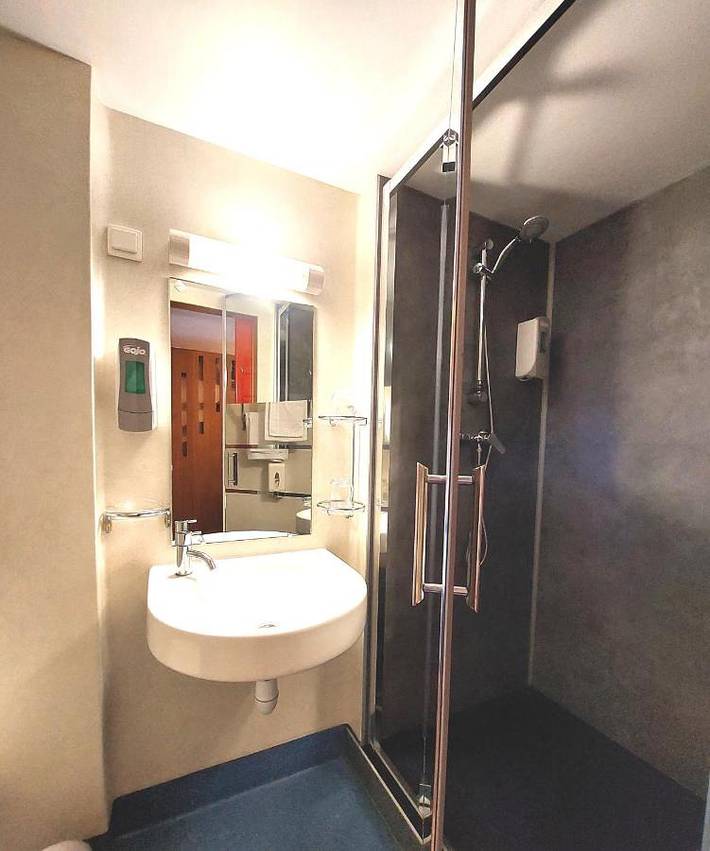 Hôtel pour 3 personnes, avec terrasse et vue à Omonville-la-Rogue - 2