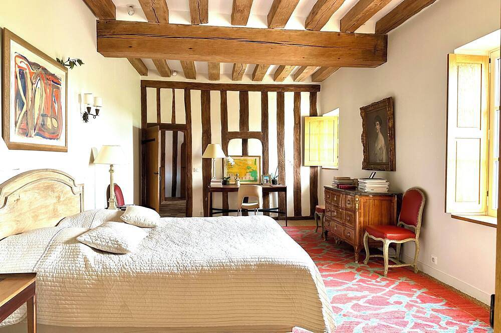 Ferme-Manoir de Cochefilet in the countryside (ask for the weekend package) in Roinville, Essonne