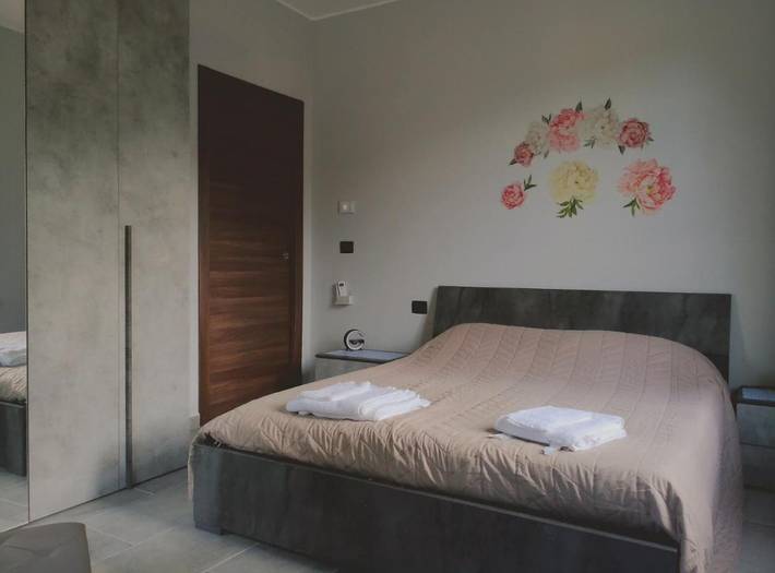 Gîte pour 6 personnes, avec vue et balcon à Narzole