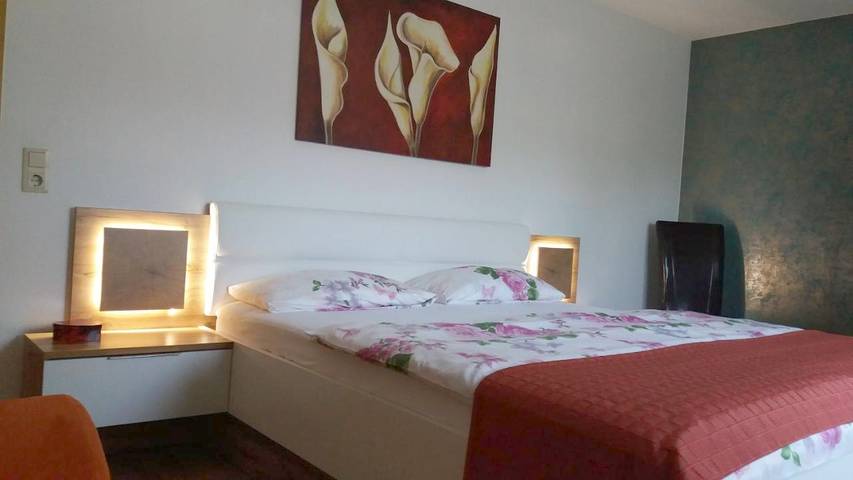 Ferienwohnung für 5 Personen, mit Terrasse und Ausblick in Oberotterbach - 2