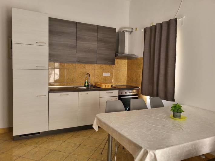 Apartament wakacyjny dla 6 osób, z taras w Marina