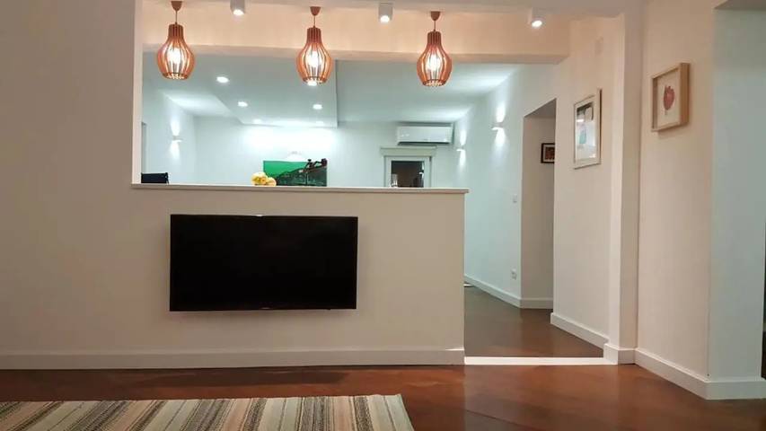 Gîte pour 5 personnes, avec balcon dans Tivat - 3