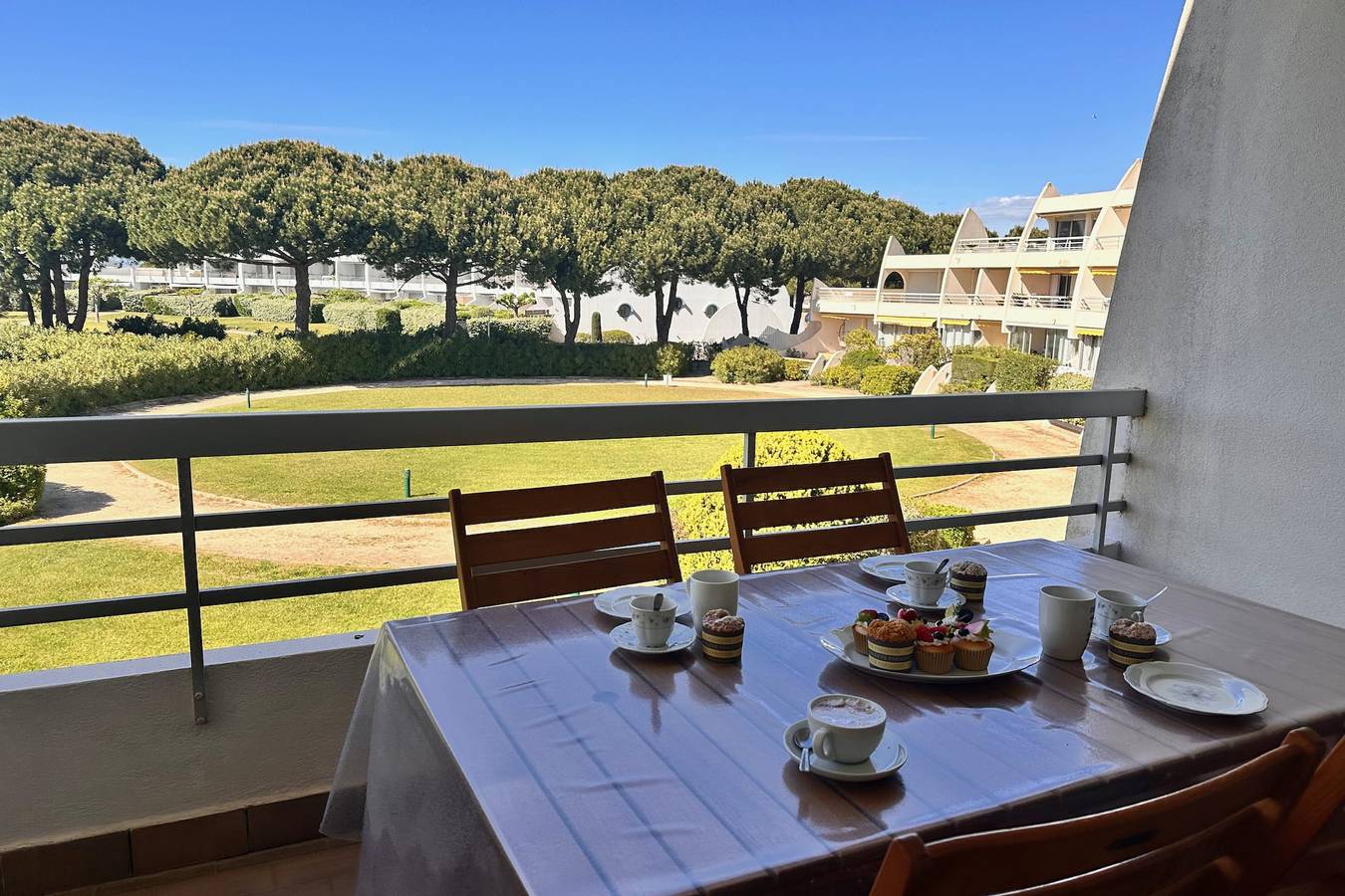 Ganze Wohnung, Ferienwohnung für 4 Personen mit Balkon in Port Camargue, Le Grau-du-Roi