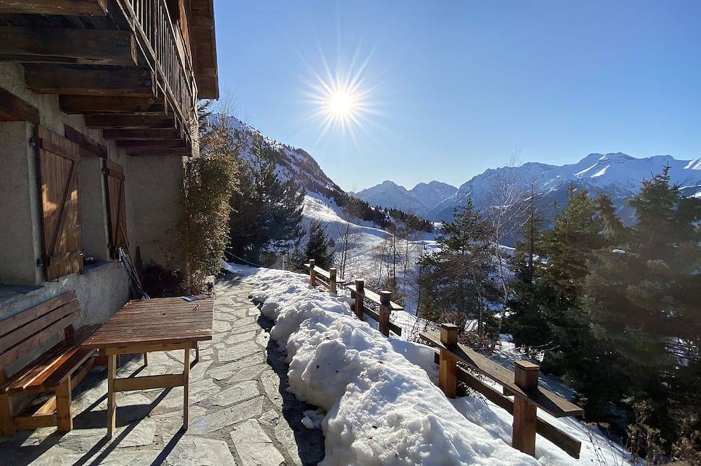 Domaine de l'Alpe d'Huez-Villard-Reculas: 180m2 chalet with stunning views in Villard-Reculas, Parc national des Écrins