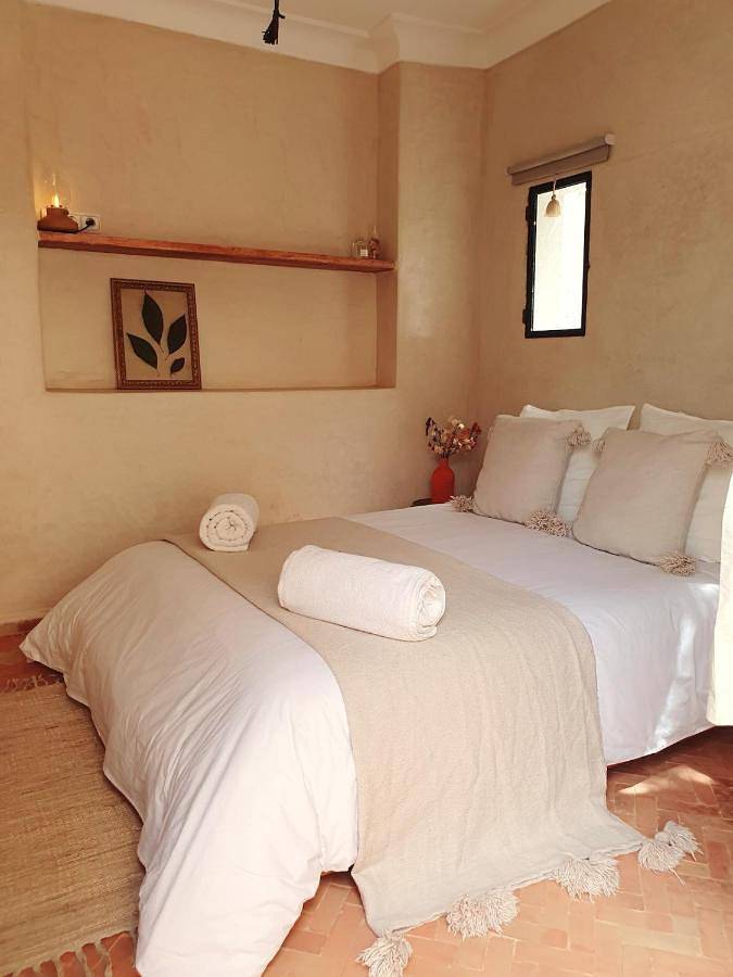 Maison d’hôte pour 2 personnes, avec piscine et jardin ainsi que vue et terrasse dans Ghazoua - 2