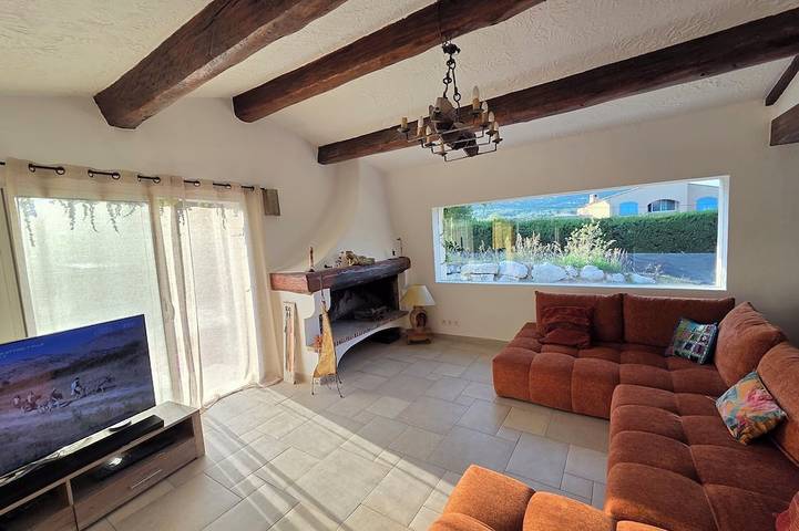 A tropical getaway in a private villa near the sea and Nice on the French Riviera! in La Gaude, Mittelmeerküste (Frankreich)