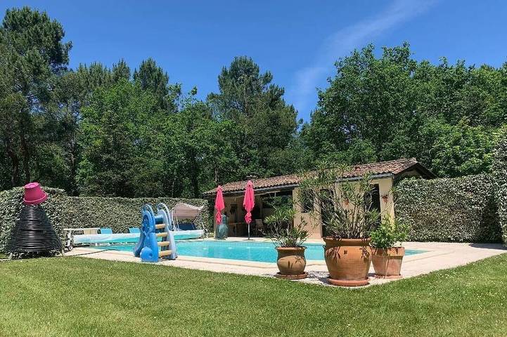 Maison de vacances pour 6 personnes, avec jardin à Carcans