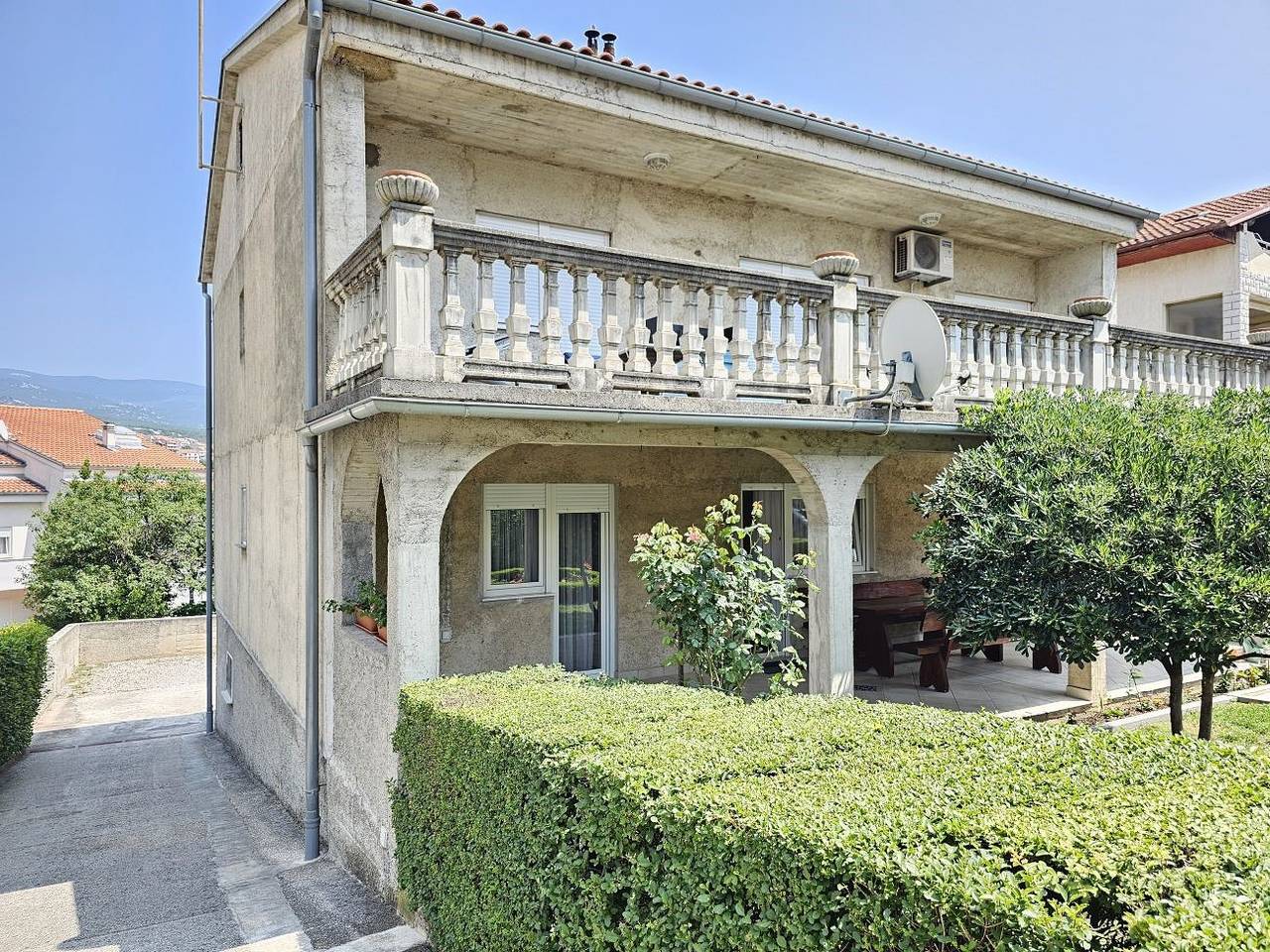 Ganze Wohnung, Ferienwohnung für 3 Personen mit Balkon/Terrasse in Plaža Bribirska obala, Novi Vinodolski