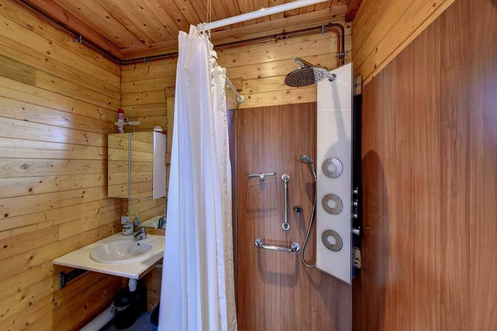 Chalet Salers **** bio climatique de 5 à 7 places in Saint-Flour, Région de Saint-Flour