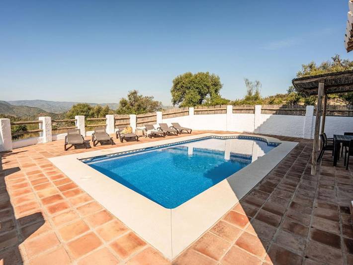Ferienhaus für 6 Personen, mit Balkon und Terrasse sowie Garten