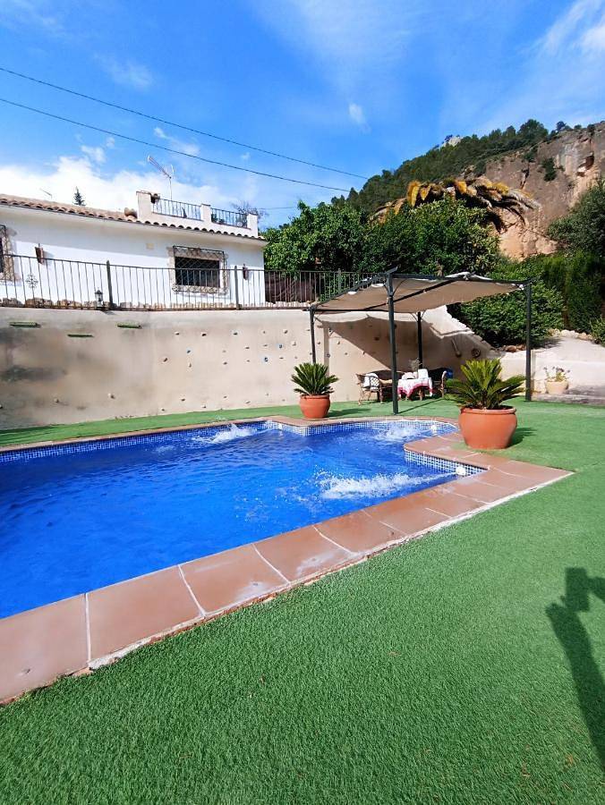 Casa rural para 6 personas, con piscina además de vistas y terraza en La Iruela - 4