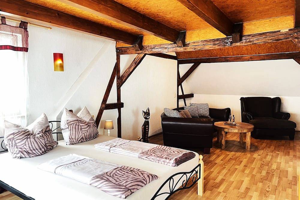 Ganze Wohnung, Family Apartment - Lausitzhof in Hoyerswerda, Lausitzer Seenland