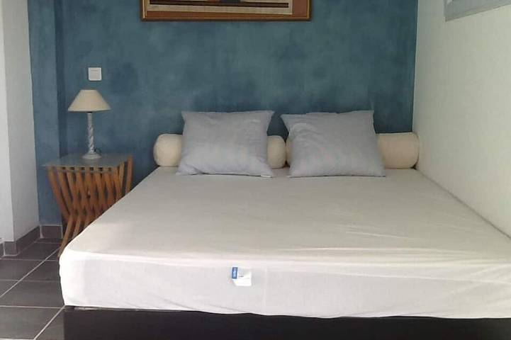 Gîte pour 2 personnes, avec terrasse et jardin, animaux acceptés à Ensuès-la-Redonne - 2