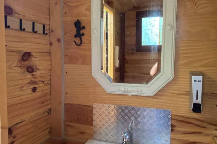 Camping pour 2 personnes, avec balcon ainsi que jardin et piscine dans le Lot-et-Garonne - 4